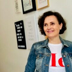 
          
            Real Life: Wie Social Media dein Körperbild beeinflussen - Gastbeitrag von Petra Schleifer
          
        